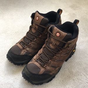 Merrell Men’s Moab 2 Waterproof Hiking Boots